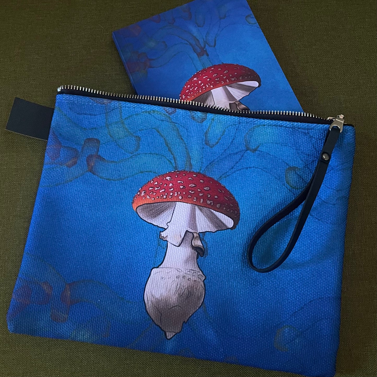 Amanita Pouch